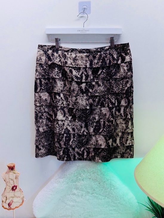 cleo Dresses & Skirts - cleo Black&Cream Snakeskin Ruffled Party Ready Summer Mini Skirt 💃🏻 34W x 21.5L